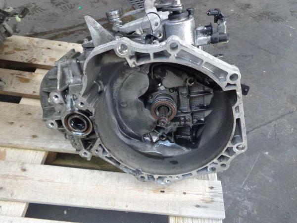 BOITE DE VITESSE 6 VITESSE OPEL ASTRA J 1.6 DIESEL - Vue 2